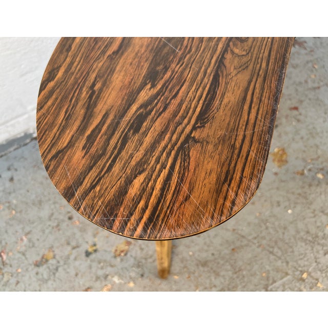 Mid-Century Plywood and Formica Boomerang End Table For Sale In New York - Image 6 of 8