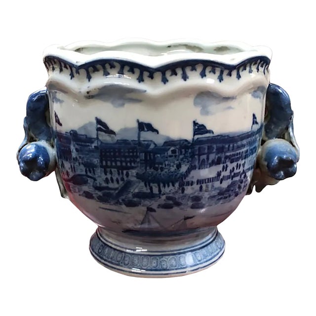 19th Century Chinese Thirteen Hongs of Canton Pot For Sale