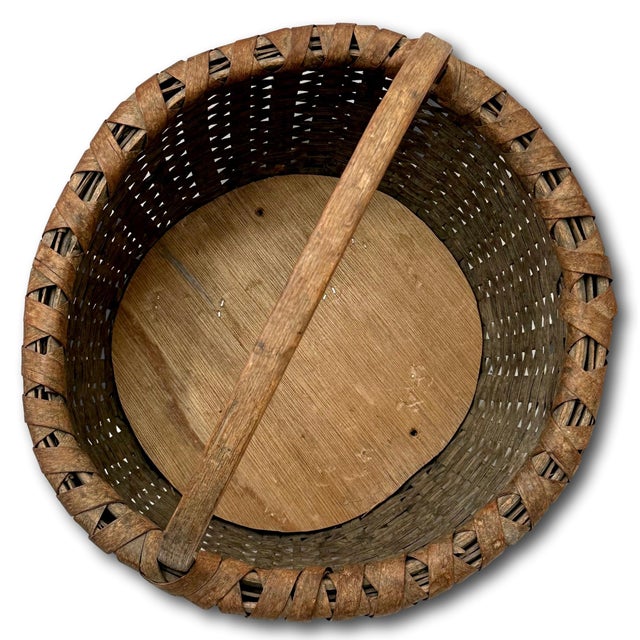 Wood Antique Late 1800s American Heavy Gauge Hand Woven Ash Splint Utility Basket - Great Original Aged Patina For Sale - Image 7 of 12