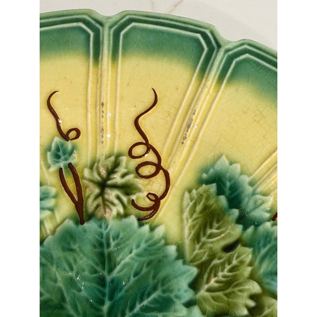 Set of 4 Antique Sarreguemines French Majolica Grape Leaf Plates - C. 1890 For Sale - Image 10 of 12