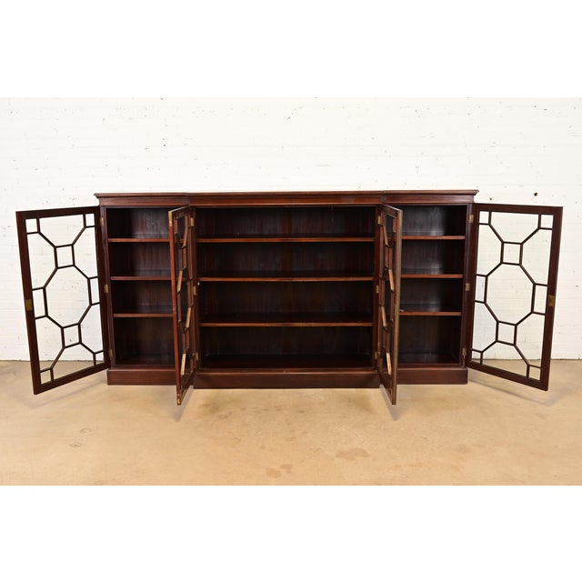 Early 20th Century Antique Georgian Carved Mahogany Breakfront Bookcase Cabinet, Circa 1900 For Sale - Image 5 of 10