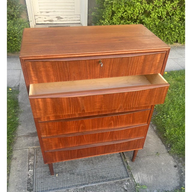 Mid-Century Teak Chest of Drawers, 1960 For Sale - Image 4 of 11
