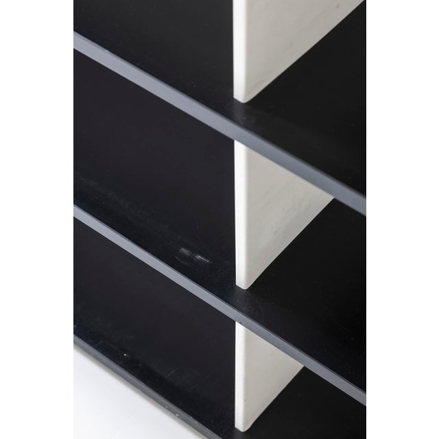 Black Bookcase by Wim Rietveld for De Bijenkorf, 1960s For Sale - Image 8 of 17
