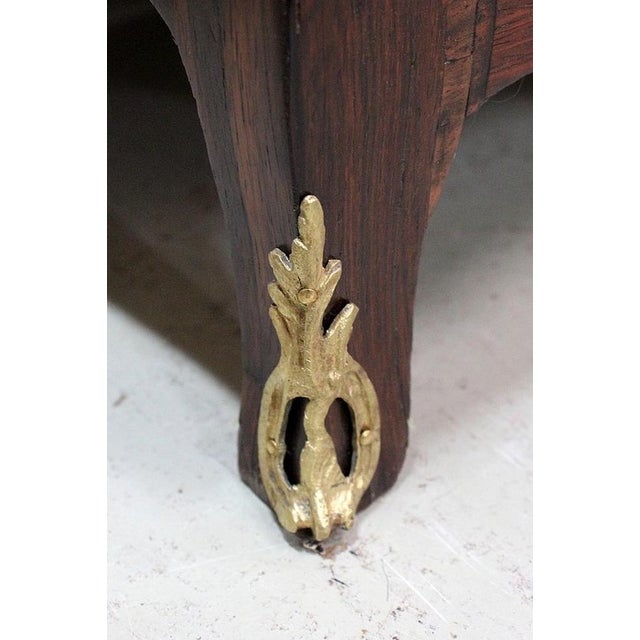 Small Louis XV / Louis XVI 2nd Part 19th Century Showcase Transition Cabinet For Sale - Image 11 of 18