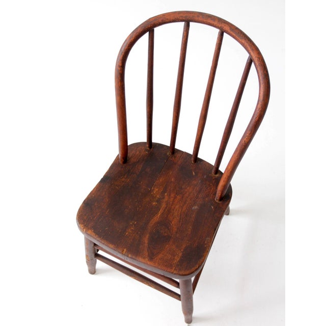 Late 19th Century Antique American Windsor Bow Back Spindle Chair For Sale - Image 5 of 17