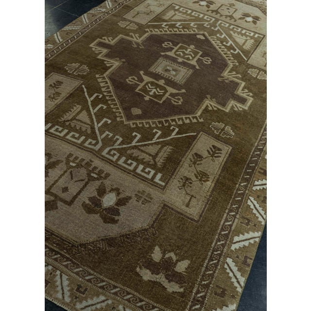 Brown Turkish Vintage Rug 5'4" x 10' #20777 For Sale - Image 8 of 8