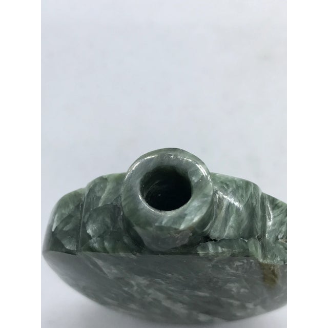 Bottle Green Vintage Seraphinite Snuff Bottle For Sale - Image 8 of 8