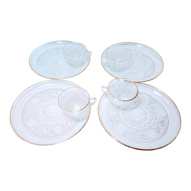 Vintage Anchor Hocking Eight Piece Set Sandwich Clear Snack Plates & Cups For Sale