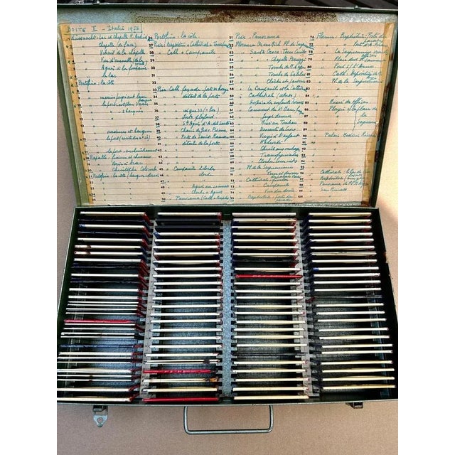 A moment in time In 2021, a gallery from Brussels contacted us. There, a photographic collection had been kept in tin...