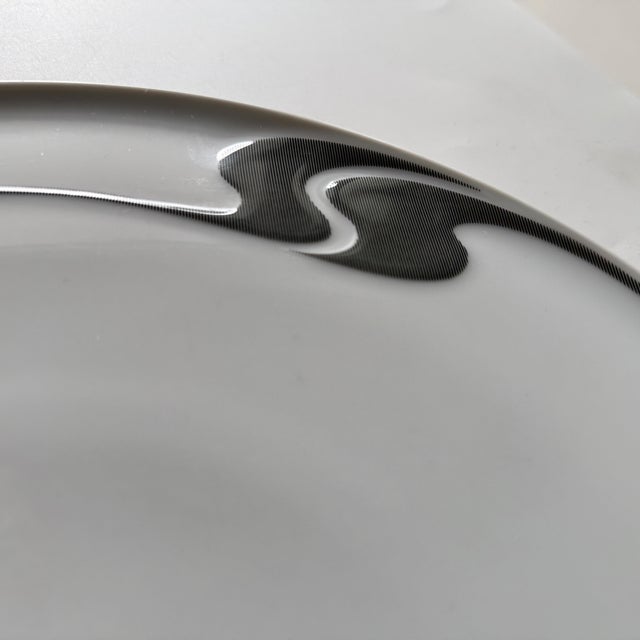 Rosenthal Asimmetria Greyscale Cake Plate by Björn Wiinblad for Rosenthal, 1987 For Sale - Image 4 of 6