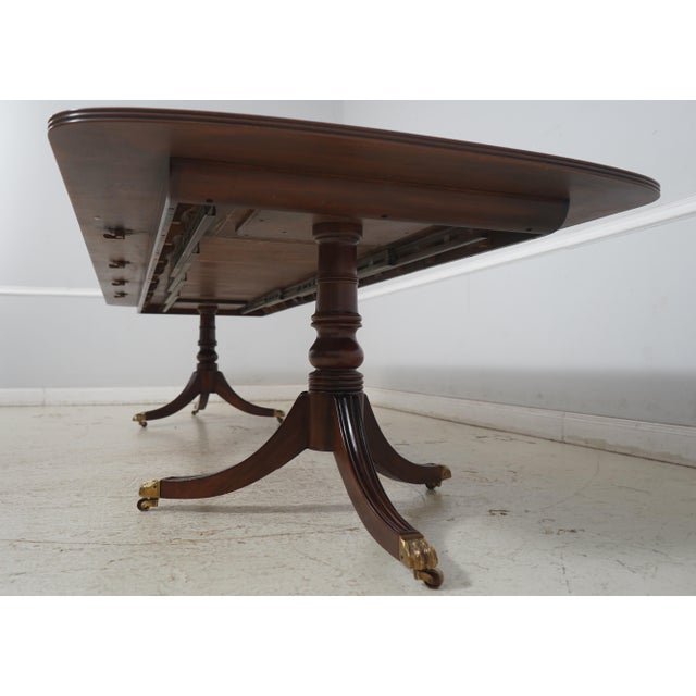 Wood Henredon Georgian Walnut Double Pedestal Dining Table W. 3 Leaves For Sale - Image 7 of 18