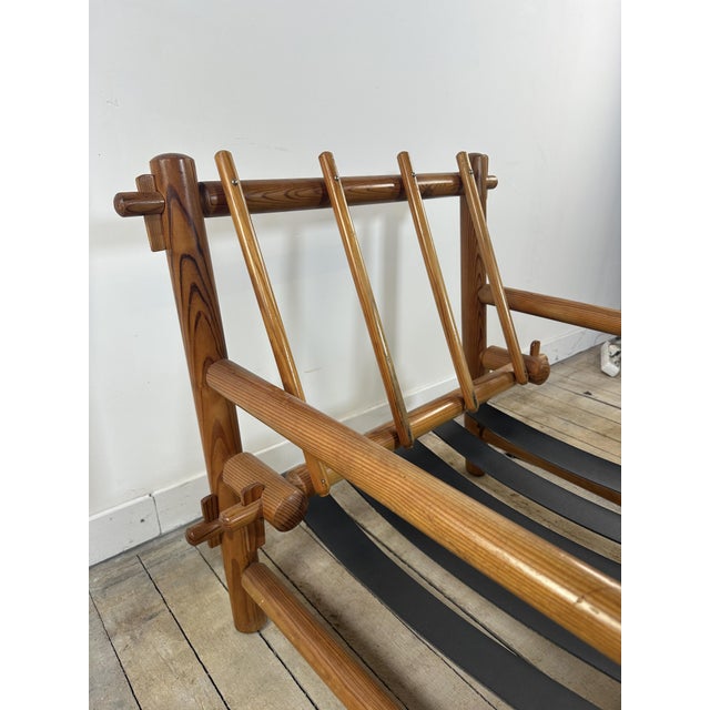 Vintage Lounge Chair in Pine and Ecru Bouclé Fabric, 1970s For Sale - Image 9 of 12