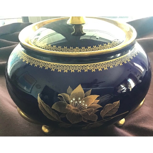 1980s Kobalt Echt Cobalt Porcelain and 22 K Gold Paint Covered Container Germany For Sale - Image 6 of 6