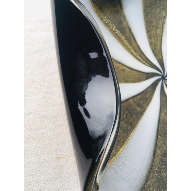 Mid Century Modern Alfredo Barbini Black and White Gold Flex Italian Bowl. For Sale - Image 9 of 12