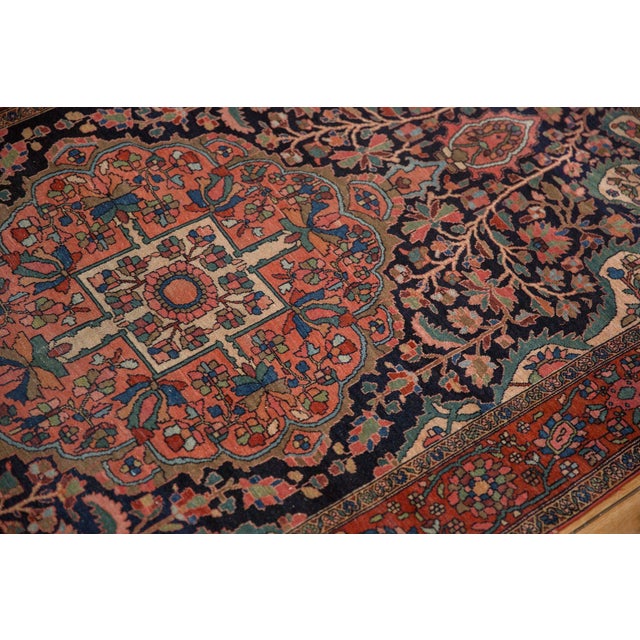 1920s Antique Persian Farahan Sarouk Roundel Medallion Wool Rug For Sale - Image 11 of 14