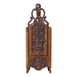 Provençal Fariniero in Carved Walnut, Late 18th Century For Sale