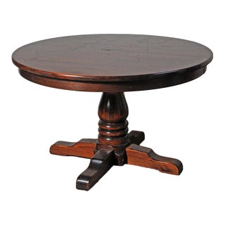 Ethan Allen Vintage 'Old Tavern' Antiqued Pine Pedestal Dining Table - 48" Round Extending to 63" Oval For Sale
