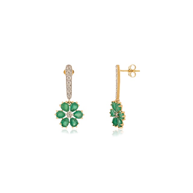 3.02Ct Floral Emerald & Diamond Dangle Earrings in 18k Gold Gift for Her- A Pair For Sale - Image 4 of 12