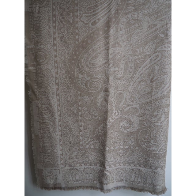 2020s Large Star Silk Wool Beige Throw For Sale - Image 5 of 5