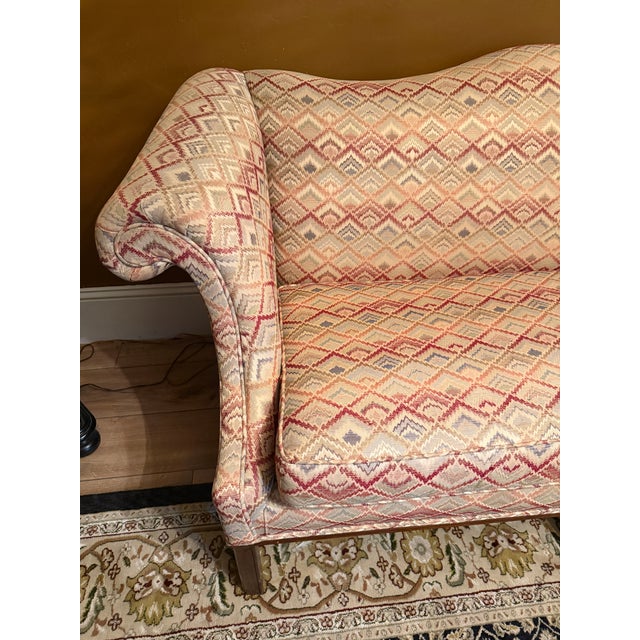 Hollywood Regency 1980s Key City Flame Stitch Camelback Sofa / Long Settee For Sale - Image 3 of 13
