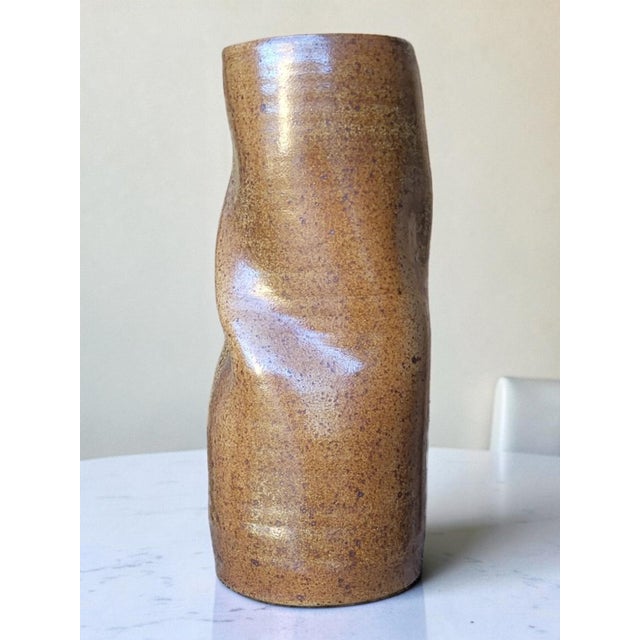 Stoneware roller vase / Puisaye, signed Hurtault. Height 30 cm Diameter 11.8 cm at the base This piece has an attribution...