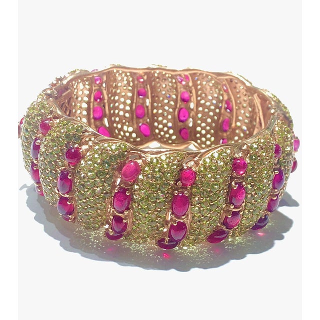 Bochic "Capri" Natural Ruby & Natural Peridot Bangle Set In 18K Gold & Silver For Sale - Image 17 of 18