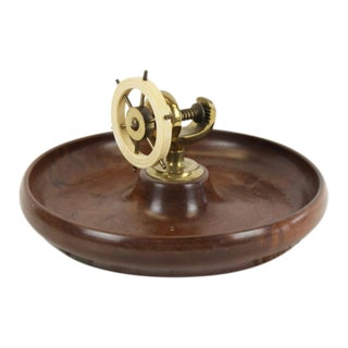 1950s English Traditional Bakelite Ship's Wheel 'Nutcracker' Vise on Birdseye Maple Bowl For Sale