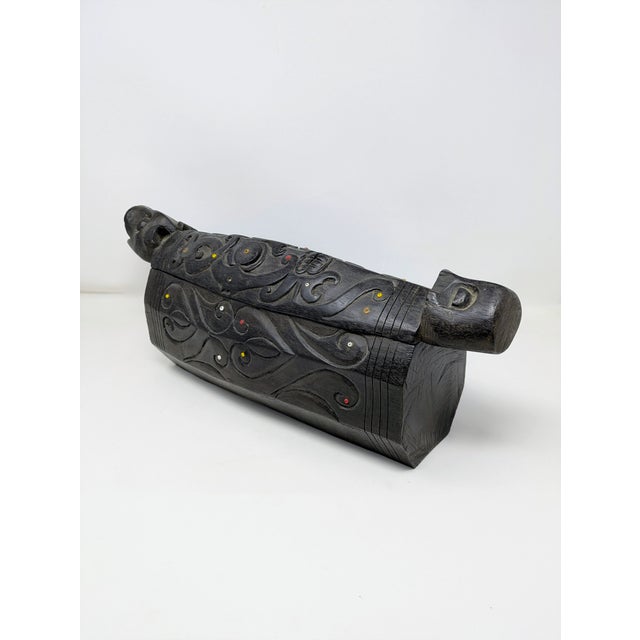 1940s Dayak Tribe Artisan Carved Medicine Box For Sale - Image 9 of 11
