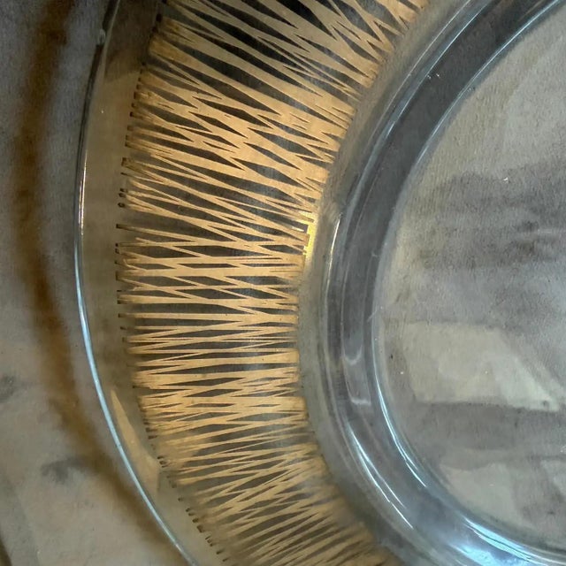 Two 2000s Barbara Forni for Sottsass Associated Studio Round Glass Plates For Sale - Image 13 of 17