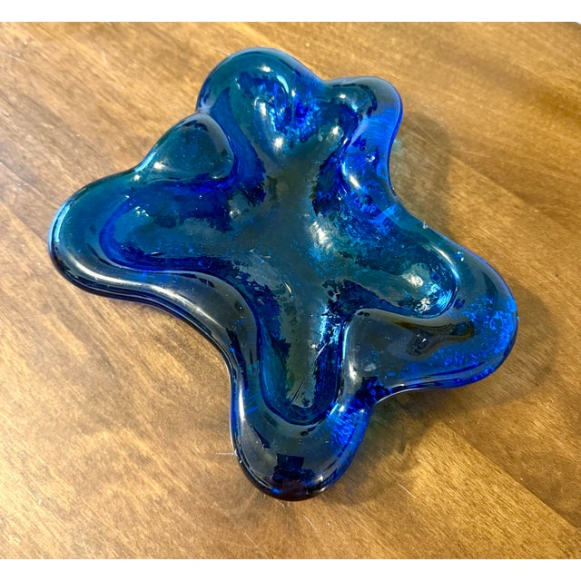 Mid 20th Century Mid 20th Century Blenko Persian Blue #966 Winslow Anderson Freeform Ashtray/Trinket Dish For Sale - Image 5 of 11