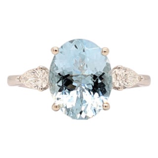 1.4Ct Aquamarine and Pear Diamond Accents in Solid 14k White Gold, Size 6.75 For Sale