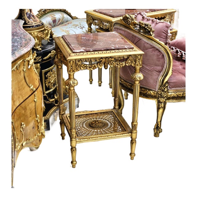 Luxury French Accent Side Table With Floral Marquetry & Curved Cabriole Legs For Sale