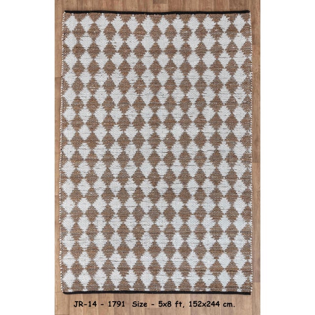 2020s 4'x6' Diamond Pattern Jute Cotton Hand Woven Bohomien Rug For Sale - Image 5 of 12