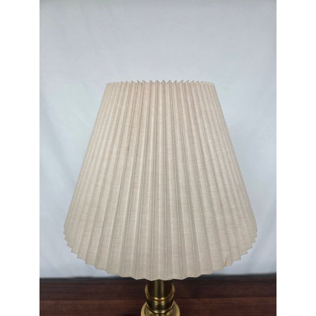 Mid-Century Modern Vintage Brass Stiffel Table Lamp W/ Pleated Shade For Sale - Image 3 of 10