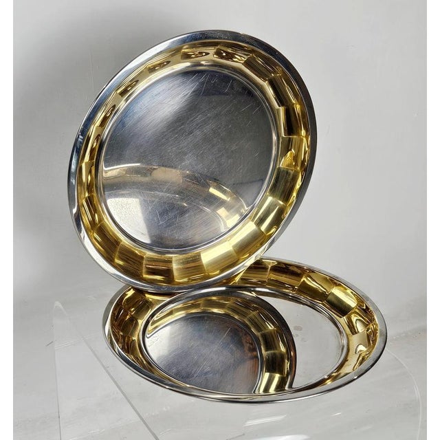 Stainless Steel and 24-Karat Gold-Plated Oro Zecchino Trays from Gottinghen, 1970s, Set of 2 For Sale - Image 3 of 8