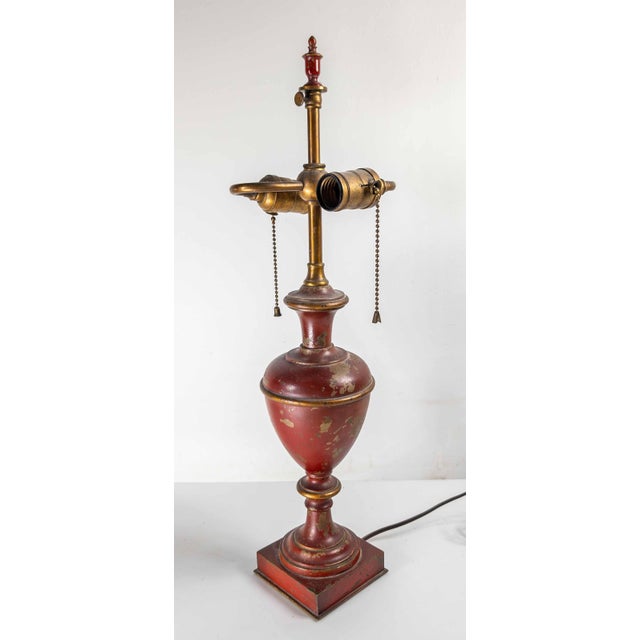 Mid-Century Decorative Toleware Tole Style Painted Red and Gold Table Lamp For Sale - Image 4 of 13
