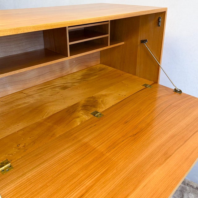 Beech Bureau with Fall-Front Desk by Robin and Lucienne Day for Hille Hilleplan, 1950s For Sale - Image 10 of 15