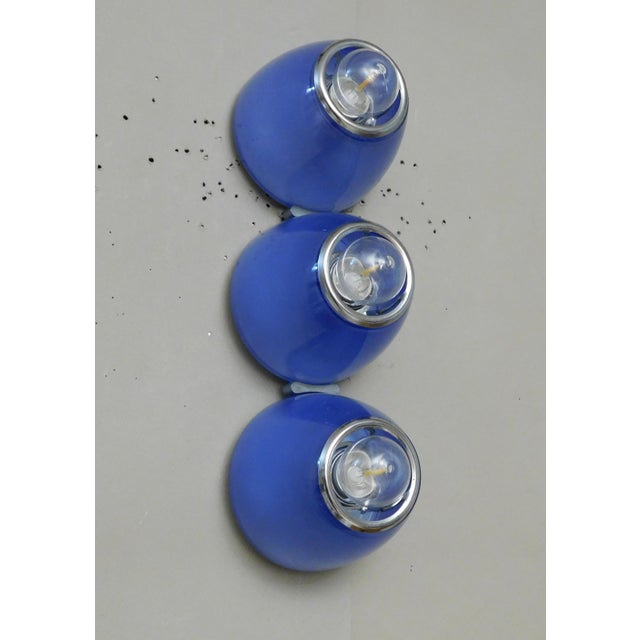 Italian 1970s Blue Tilos Sconces by Ernesto Gismondi for Artemide, a Pair For Sale - Image 3 of 11