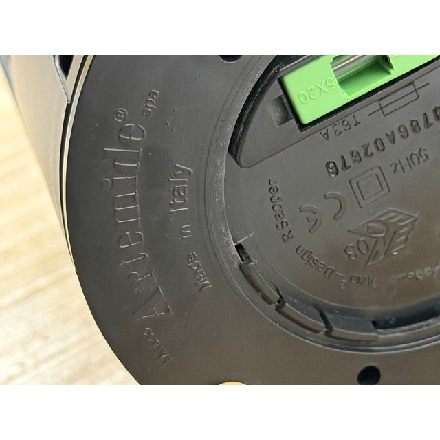 Black Tizio 50 Lamp by R. Sapper for Artemide, 1972 For Sale - Image 8 of 11