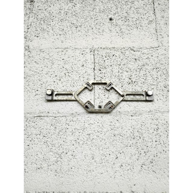 White Metal Foglio Wall Lamp attributed to Afra and Tobia Scarpa for Flos, 1970s For Sale - Image 12 of 13