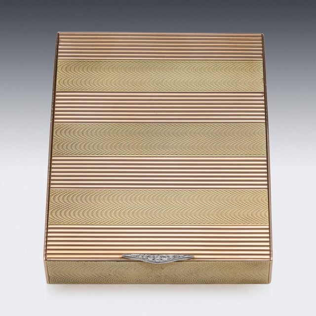 Antique French Bi-Colour 14k Gold Cigarette Case from Charlton & Co., 1920s For Sale - Image 3 of 18
