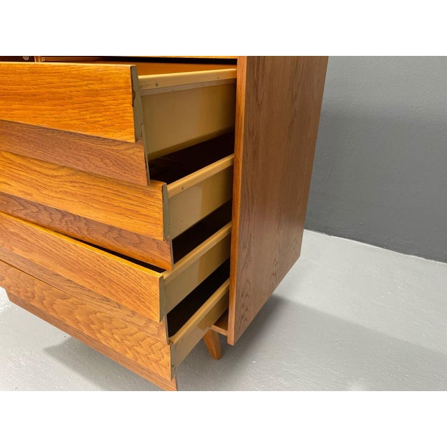 U-450 Oak Cabinet by Jiří Jiroutek for Interior Prague, Czechoslovakia, 1960s For Sale - Image 4 of 18