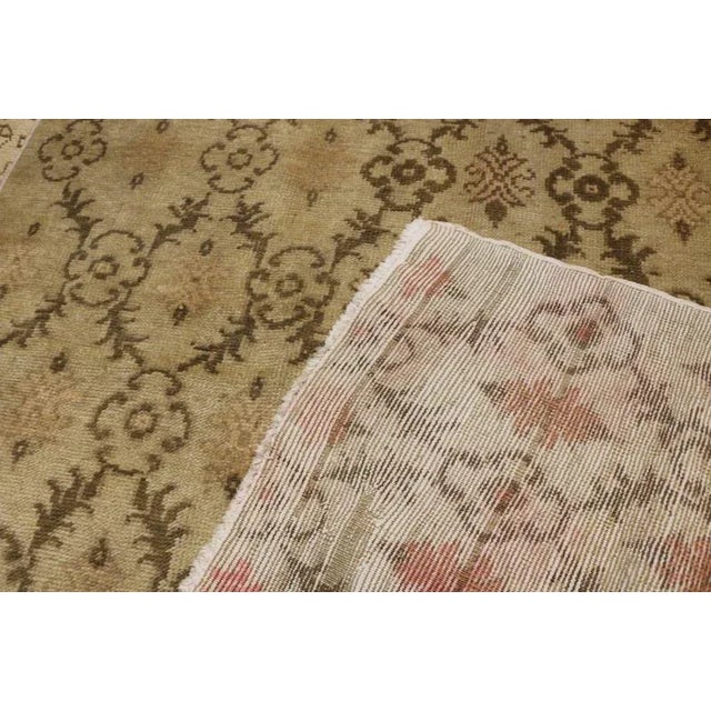 Vintage Mid-Century Gray Kilim Rug Solid Striped Pattern For Sale In New York - Image 6 of 6