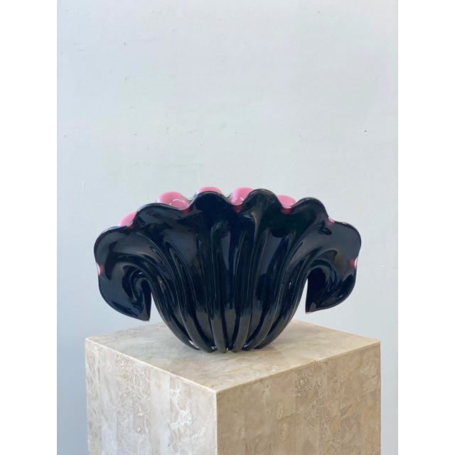Pink Vintage 1960s Large Scale Black and Pink Murano Clam Shell Centerpiece Bowl Attributed to Archimede Seguso For Sale - Image 8 of 13