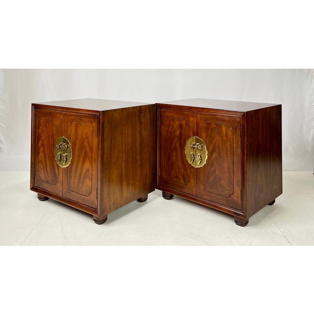 Henredon Vintage Henredon Attributed Asian Asian-Inspired Walnut Nightstands / Cabinets – Pair For Sale - Image 4 of 16