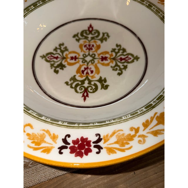 Mediterranean Williams-Sonoma Asolo Large 15” Pasta Serving Bowl - Made in Italy - Rare For Sale - Image 3 of 4