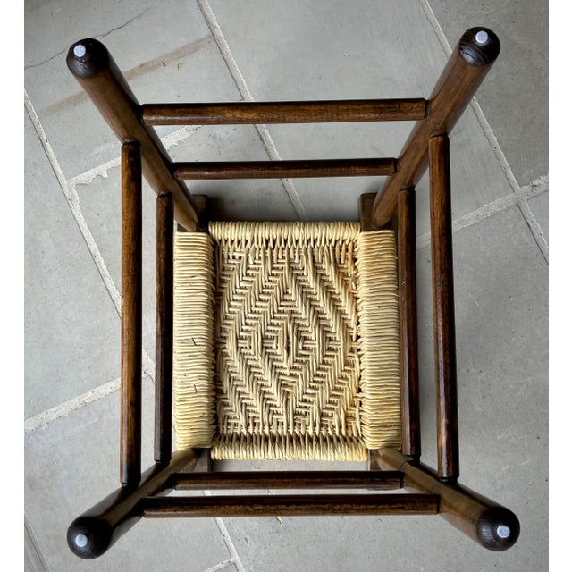 Mid 20th-Century Refined Rustic Maple Wood Mortise & Tenon Fiber Rush Saddle Seat Bench / Stool For Sale - Image 12 of 18