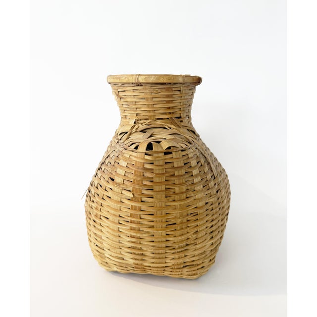 Tan Vintage 1960s Philippines Alat Fish Creel Bamboo Basket & Funnel For Sale - Image 8 of 8