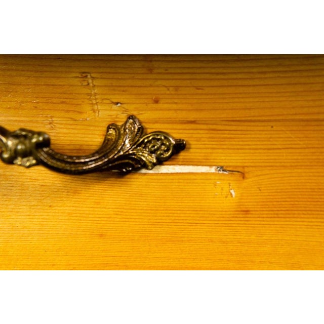 Art Nouveau Chest of Drawers in Pine For Sale - Image 18 of 18
