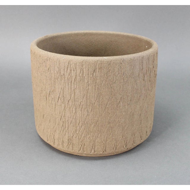 Ceramic Gainey Ac-8 Nuts & Bolts Sgraffito Architectural Pottery Planter Mid Century For Sale - Image 7 of 7